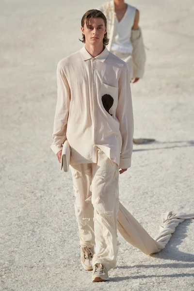 Look 54